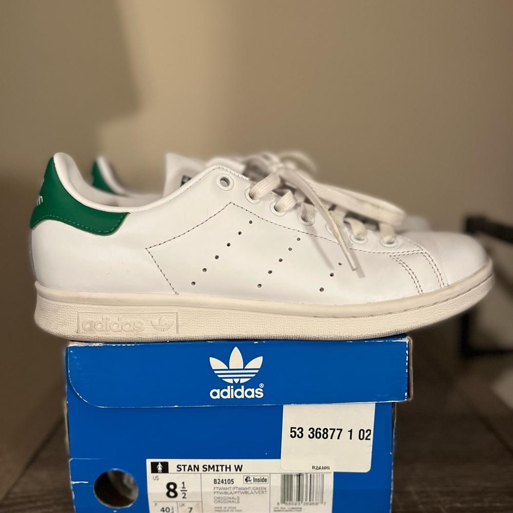 ❌SOLD Adidas “Stan Smith” White and Green Sneaker